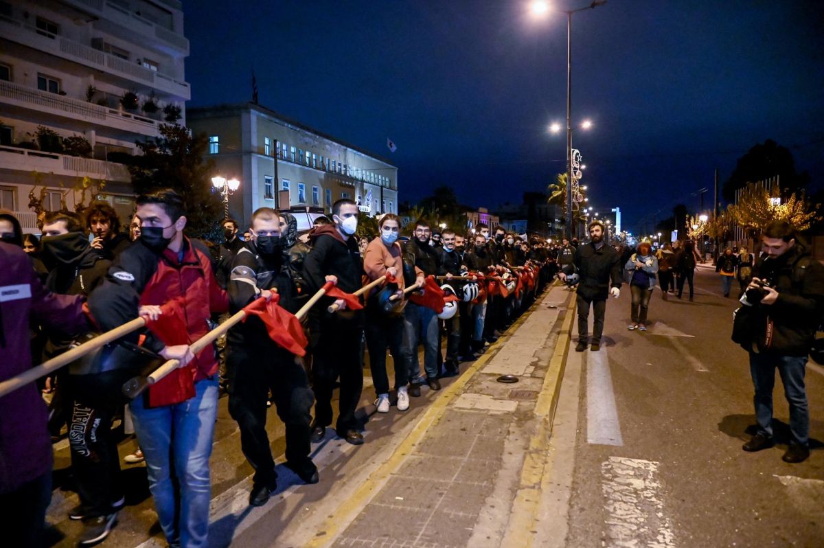 Πολυτεχνείο: Στην αμερικανική πρεσβεία η πορεία