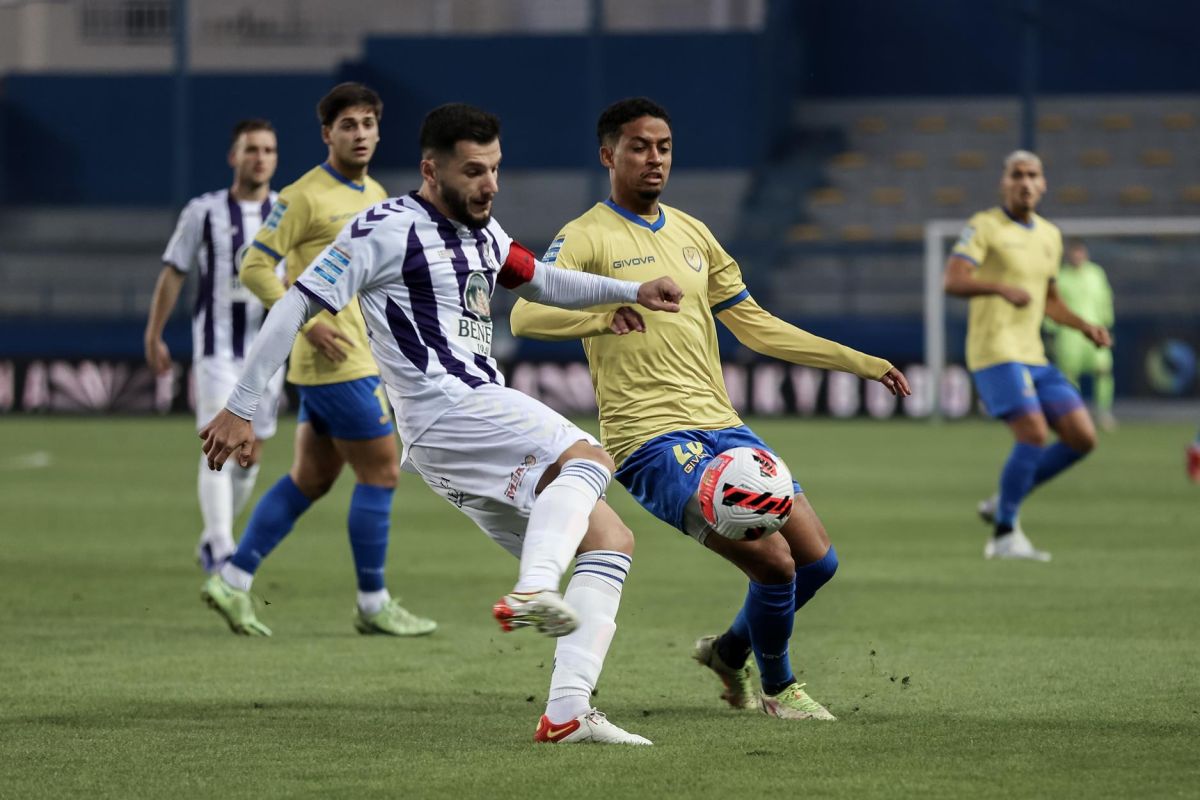 Παναιτωλικός – Απόλλων Σμύρνης 1-0: Λυτρωτής ο Φλόρες
