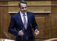 Μητσοτάκης: Μπόνους σε υγειονομικούς και έκτακτο βοήθημα σε χαμηλοσυνταξιούχους και ΑμεΑ