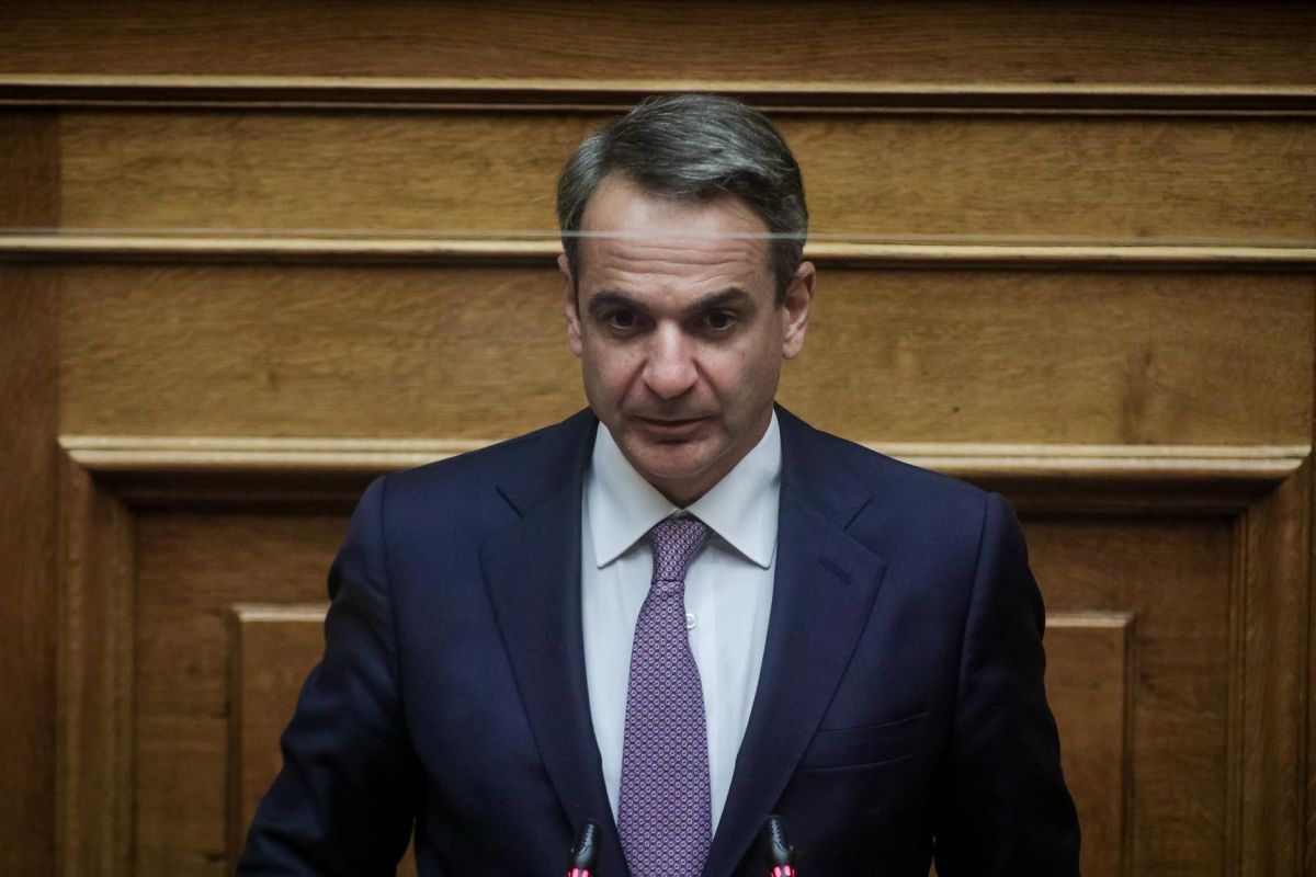 Μητσοτάκης σε Τσίπρα: Τσακίσατε τη μεσαία τάξη – Δίνουμε αυτά που τους πήρατε