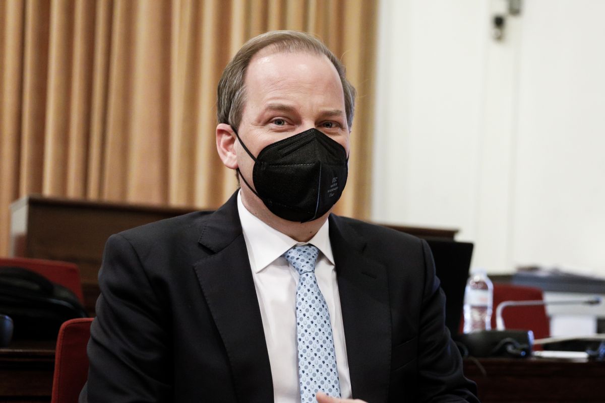 Καραμανλής: Δεκατρείς νέες στάσεις του ΤΡΑΜ στον Πειραιά