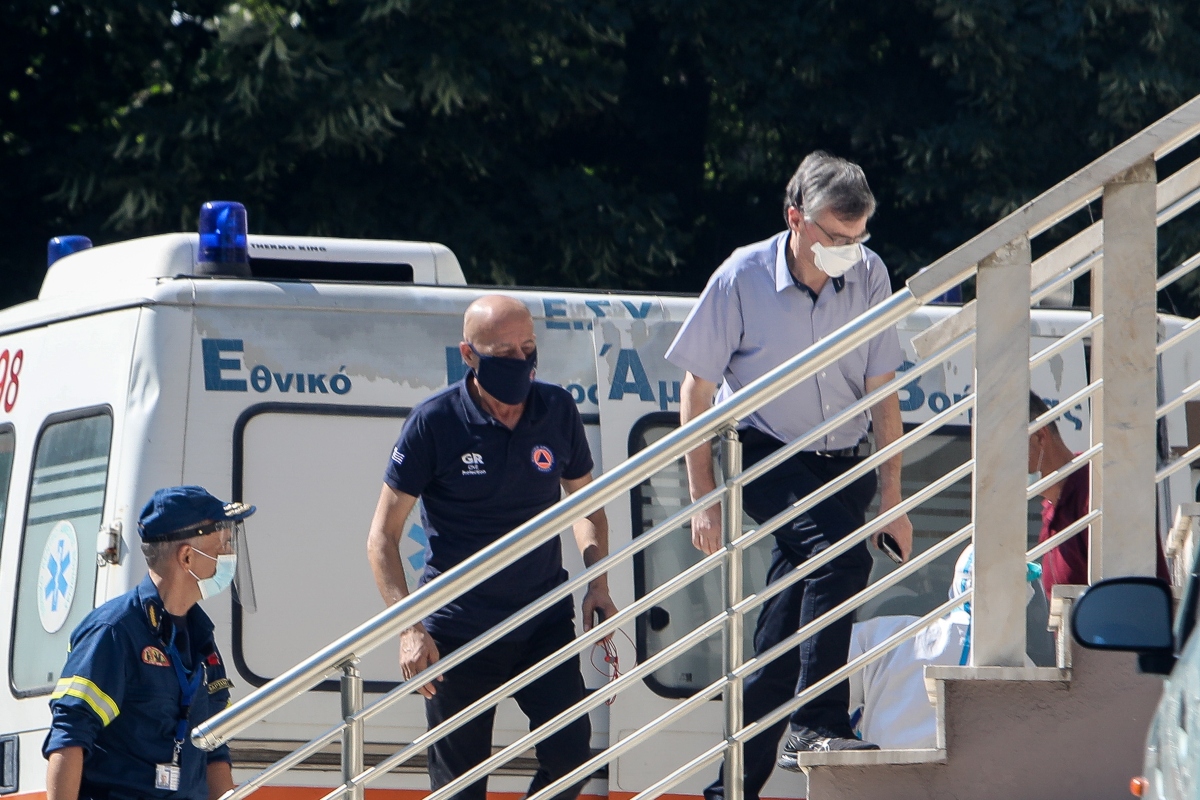 Κρούσματα σήμερα 7/11: Εφιαλτική εφημερία στο «Παπαγεωργίου»