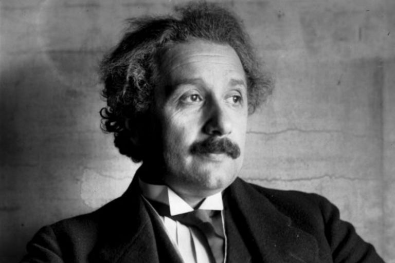 Αϊνστάιν: Τα 3 υλικά που δεν έλειπαν ποτέ από το πρωινό του