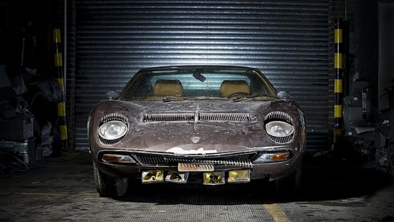Σταμάτης Κόκοτας: Η Lamborghini του και η άγνωστη ιστορία πίσω από αυτό το δώρο