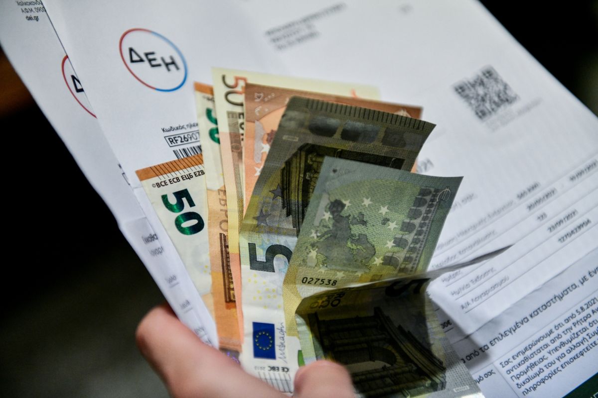 Μέτρα για ενέργεια: 42 ευρώ το μήνα η επιδότηση στο ρεύμα – 54 ευρώ για τα ευάλωτα νοικοκυριά