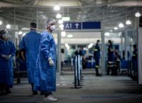 Παραλλαγή Όμικρον: 13 κρούσματα στην Ολλανδία από τις πτήσεις από Νότια Αφρική Παραλλαγή Όμικρον: 13 κρούσματα στην Ολλανδία από τις πτήσεις από Νότια Αφρική