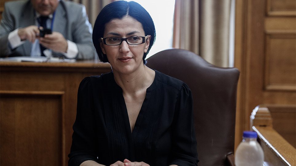 Υπουργείο Μετανάστευσης: Μηνυτήρια αναφορά της Αγαπηδάκη για fake news για ασυνόδευτα προσφυγόπουλα