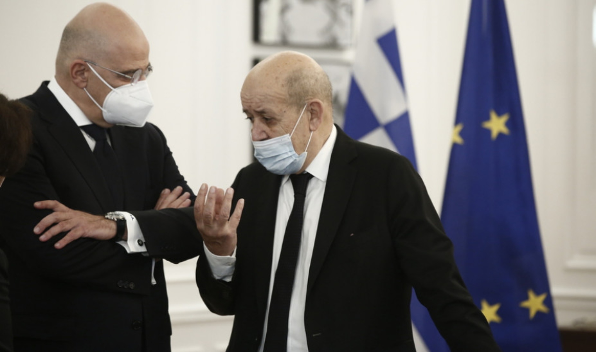 Σε καλό κλίμα η συνάντηση Δένδια –  Λε Ντριάν: Τι συζήτησαν