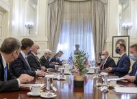 Δένδιας: Η ενταξιακή πορεία των Δυτικών Βαλκανίων στη συνάντηση με τον Σλοβένο υπουργό εξωτερικών