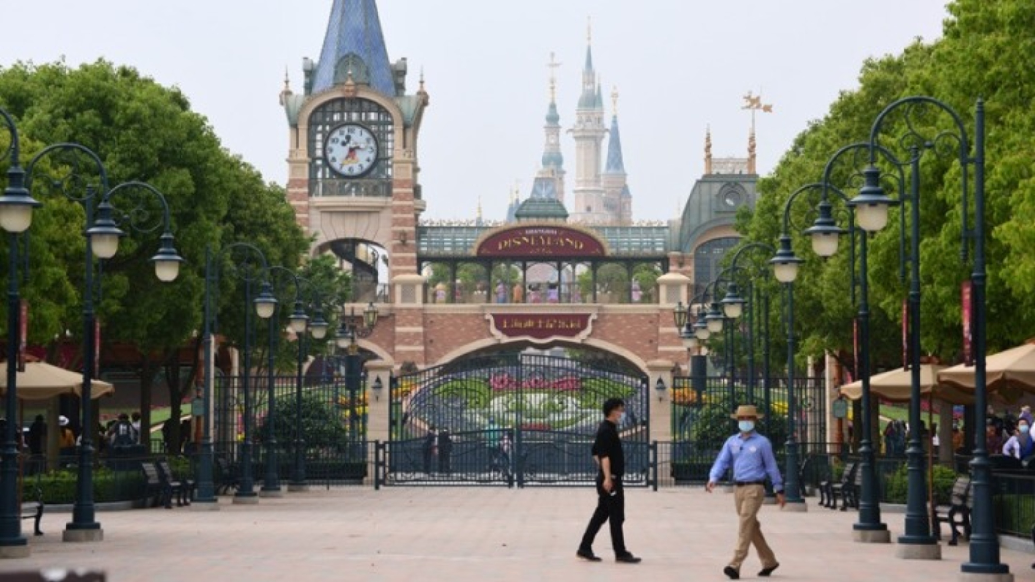 Disneyland: Έκλεισε στη Σανγκάη λόγω κορωνοϊού