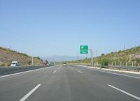 Εθνική Αθηνών Κορίνθου: Ανατροπή βυτιοφόρου με εύφλεκτο υλικό