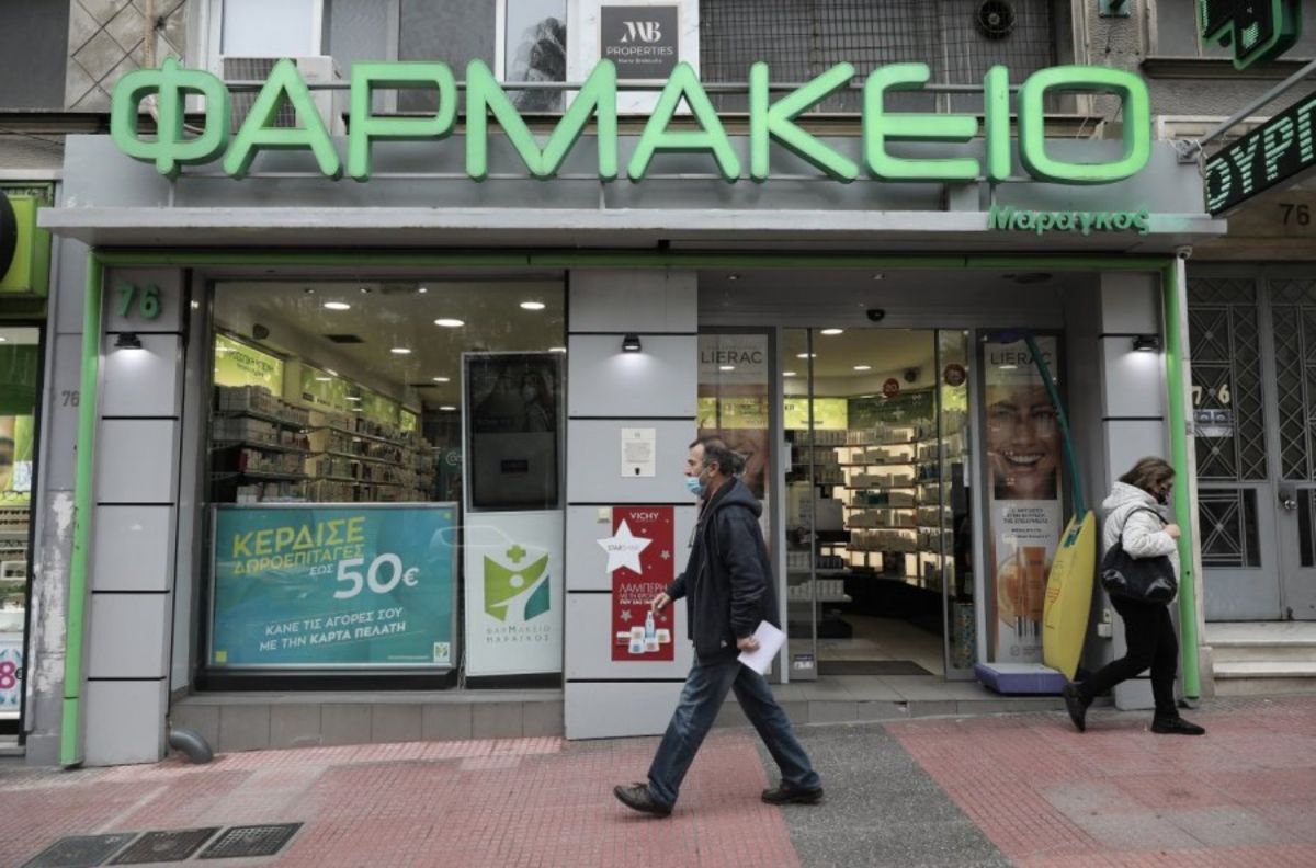 Ελληνική πόλη έχει μείωση στις πωλούμενες μάσκες και αύξηση στα viagra