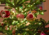 Λαμπάκια: Πως να τα τοποθετήσετε σωστά στο δέντρο