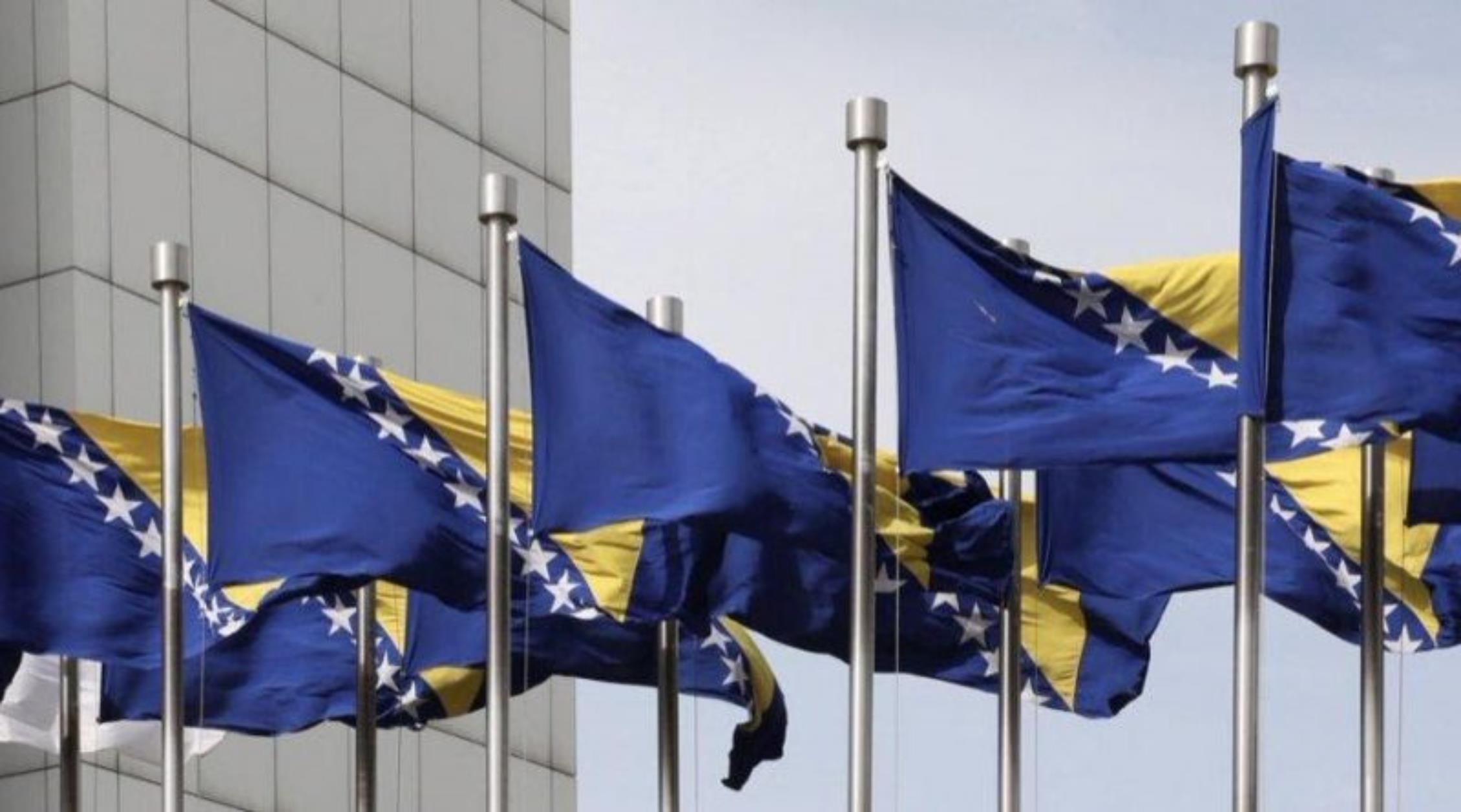 Βοσνία: Απειλείται με διάλυση και νέο πόλεμο