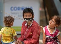 Ινδία: Προβλήματα του αναπνευστικού σε παιδιά λόγω της ρύπανσης του αέρα