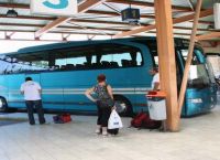 ΚΤΕΛ: 68χρονος έφτυνε χωρίς μάσκα κι έλεγε πως έχει κάνει φόνους