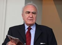 Λούβαρης σε Ντέμη: «Αν δεν θες Ολυμπιακό μια, δεν σε θέλουμε δέκα»