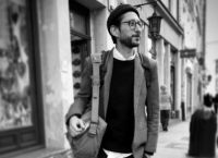 Μιανμάρ: Αντιμέτωπος με δίωξη για τρομοκρατία και ανταρσία Αμερικανός δημοσιογράφος