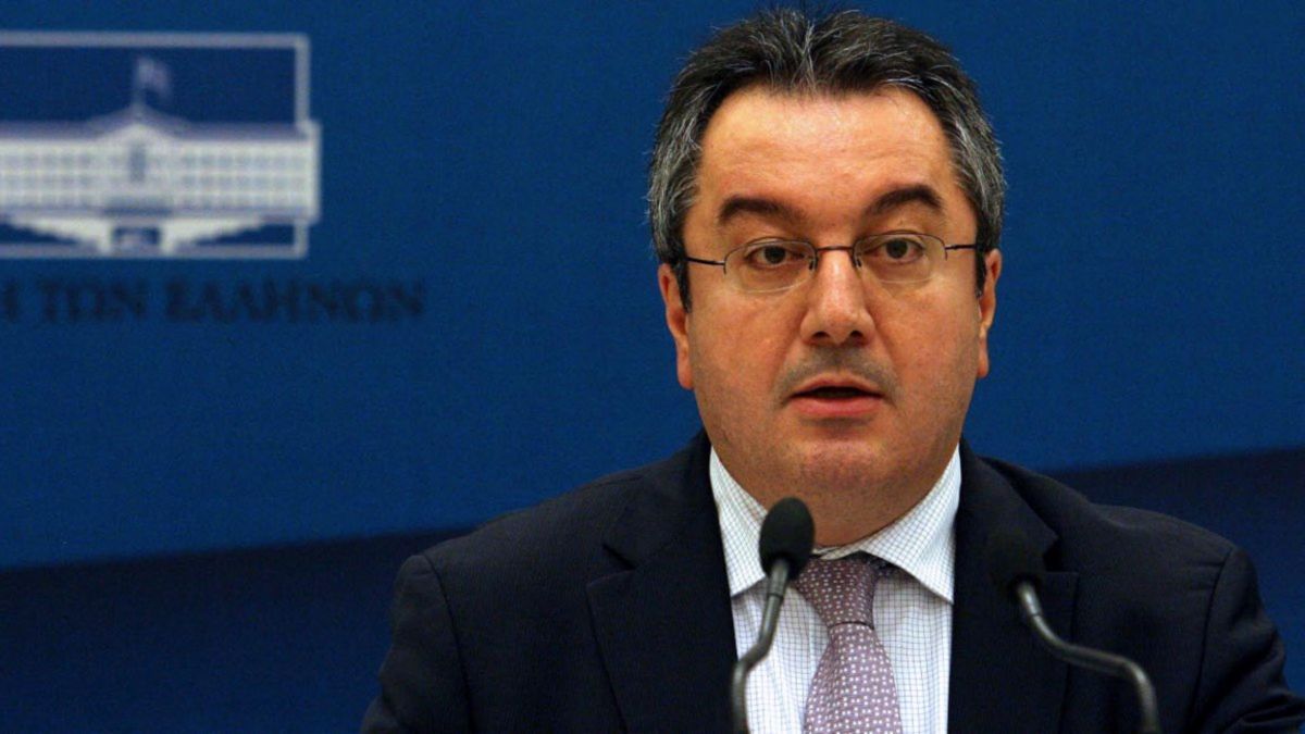 Μόσιαλος: Ο διάλογός του με έναν ταξιτζή