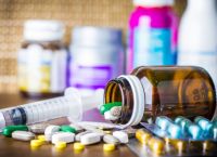 ΗΠΑ: Για πρώτη φορά πάνω από 100.000 θάνατοι από ναρκωτικά