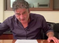 Κορωνοϊός: Προσήχθη ο δικηγόρος των αρνητών Νίκος Αντωνιάδης