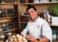 Αλέξανδρος Παπανδρέου: «Ο πατέρας μου νοσηλεύεται σε σοβαρή κατάσταση»