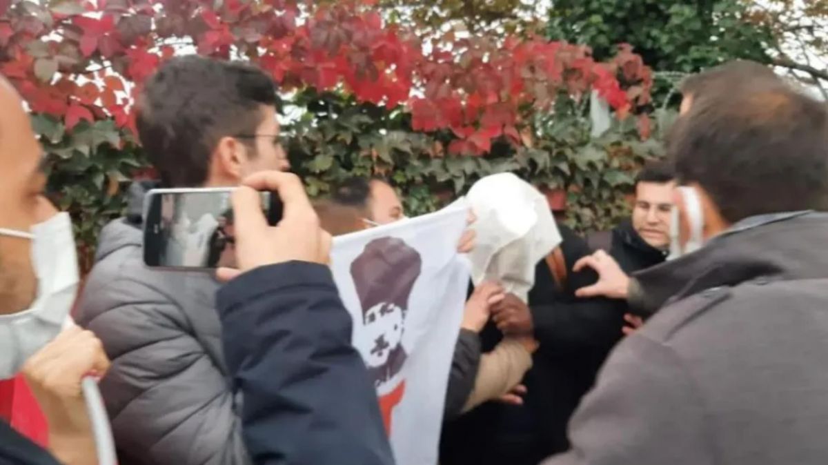 Κωνσταντινούπολη: Προπηλάκισαν στρατιώτη των ΗΠΑ