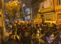 Τουρκία: Σε νέο ιστορικό χαμηλό η τουρκική λίρα – Σε αναστολή οι συναλλαγές στο χρηματιστήριο