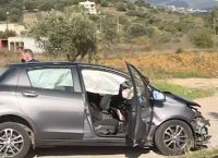 Λεωφόρος Σπατών: Τροχαίο με 4 οχήματα και πέντε τραυματίες