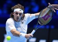 Στέφανος Τσιτσιπάς: Αποσύρθηκε από το ΑΤΡ Finals