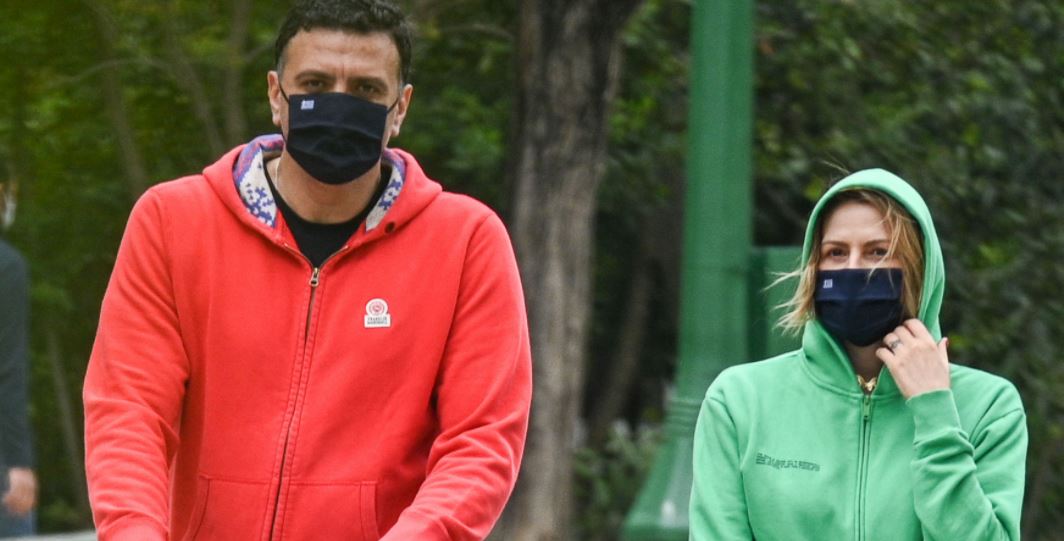 Κικίλιας: Βόλτα στο πάρκο με τον γιό του