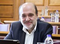 Τρύφων Αλεξιάδης: Αισθάνθηκε αδιαθεσία και κατέβηκε από το βήμα της Βουλής