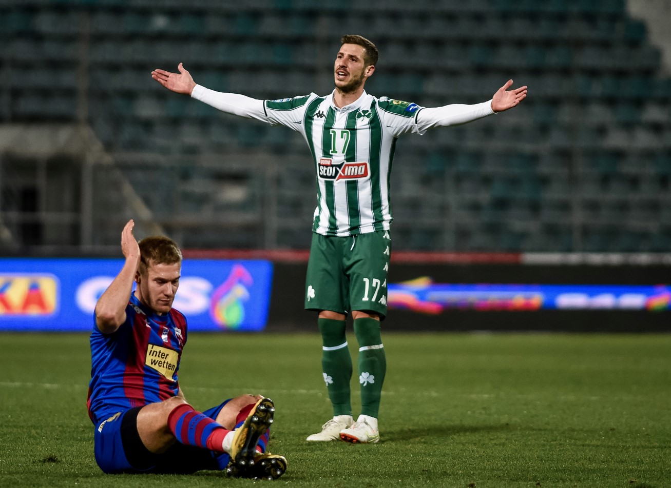 Βόλος-Παναθηναϊκός 0-0: Το χορευτικό του οπαδού που έκλεψε την παράσταση