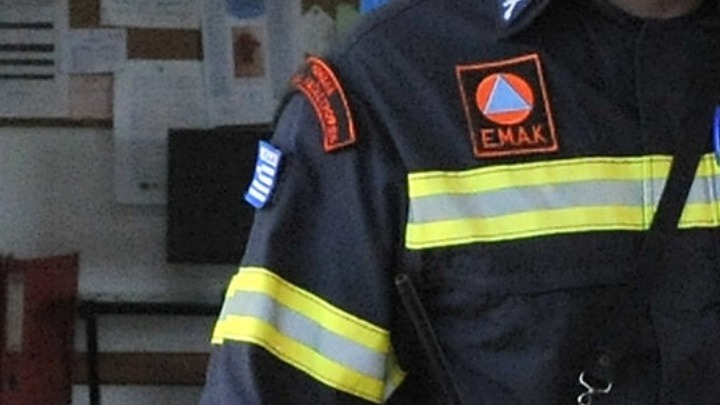 Κάλαμος: Επιχείρηση μεταφοράς τραυματία περιπατητή