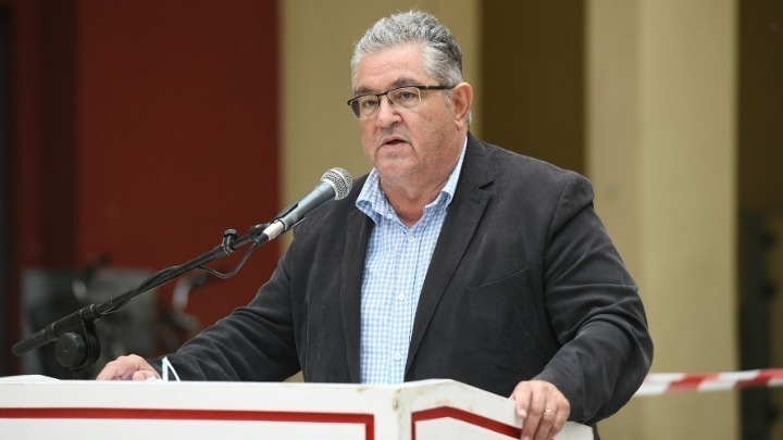 Κουτσούμπας: Ο Κάρολος Παπούλιας με την έντιμη διαδρομή του άφησε το στίγμα του στην πολιτική ζωή