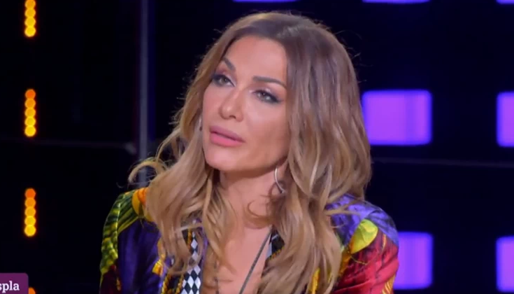 Βανδή: Πήγε στο θέατρο για να καμαρώσει τον Μπισμπίκη ενώ κάνει πρόβες