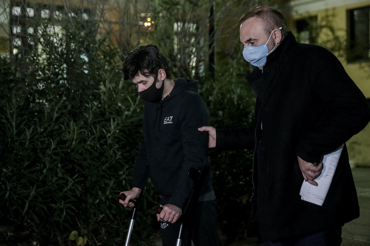 Μένιος Φουρθιώτης: Στις φυλακές Ναυπλίου ο παρουσιαστής