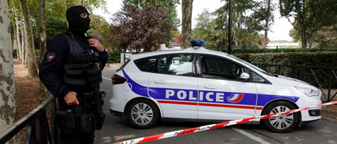 Παρίσι: Κατάσταση ομηρίας – Άφησε ελεύθερη τη μία γυναίκα ο δράστης