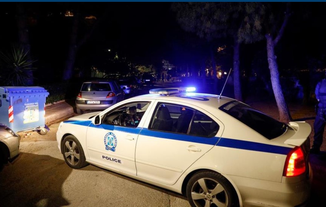 Ζεφύρι: Νέα επιχείρηση της αστυνομίας – Βρέθηκε το κλεμμένο όπλο αστυνομικού