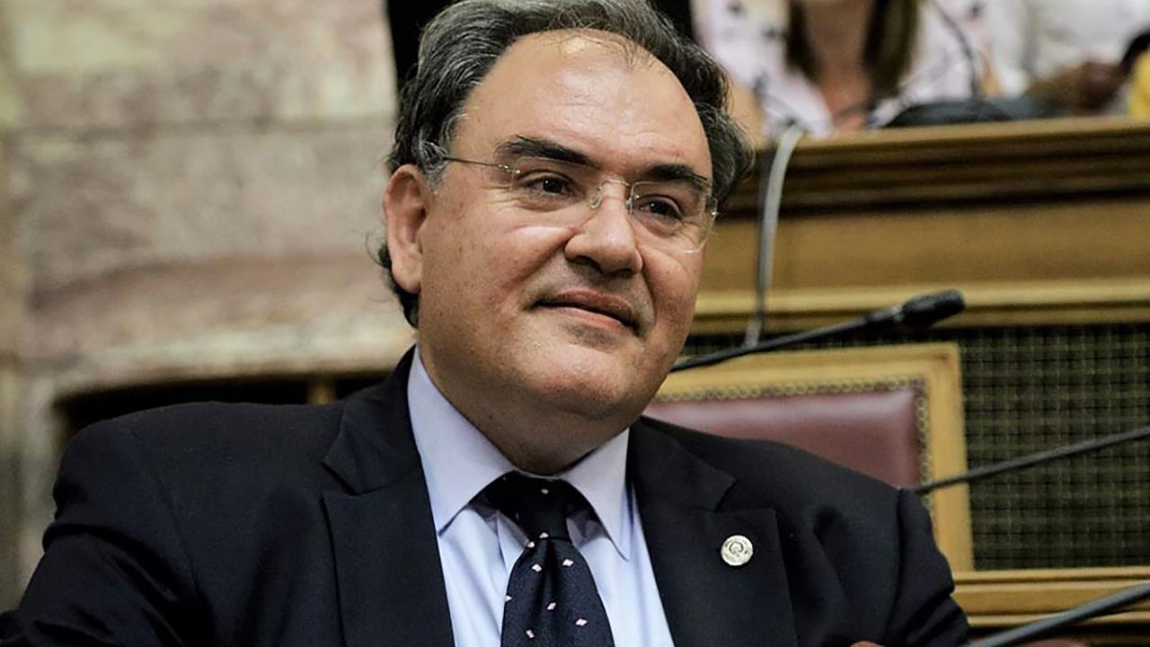 Σαρηγιάννης για Όμικρον: Μέτρα «τύπου lockdown» αύριο, όχι 3 Ιανουαρίου