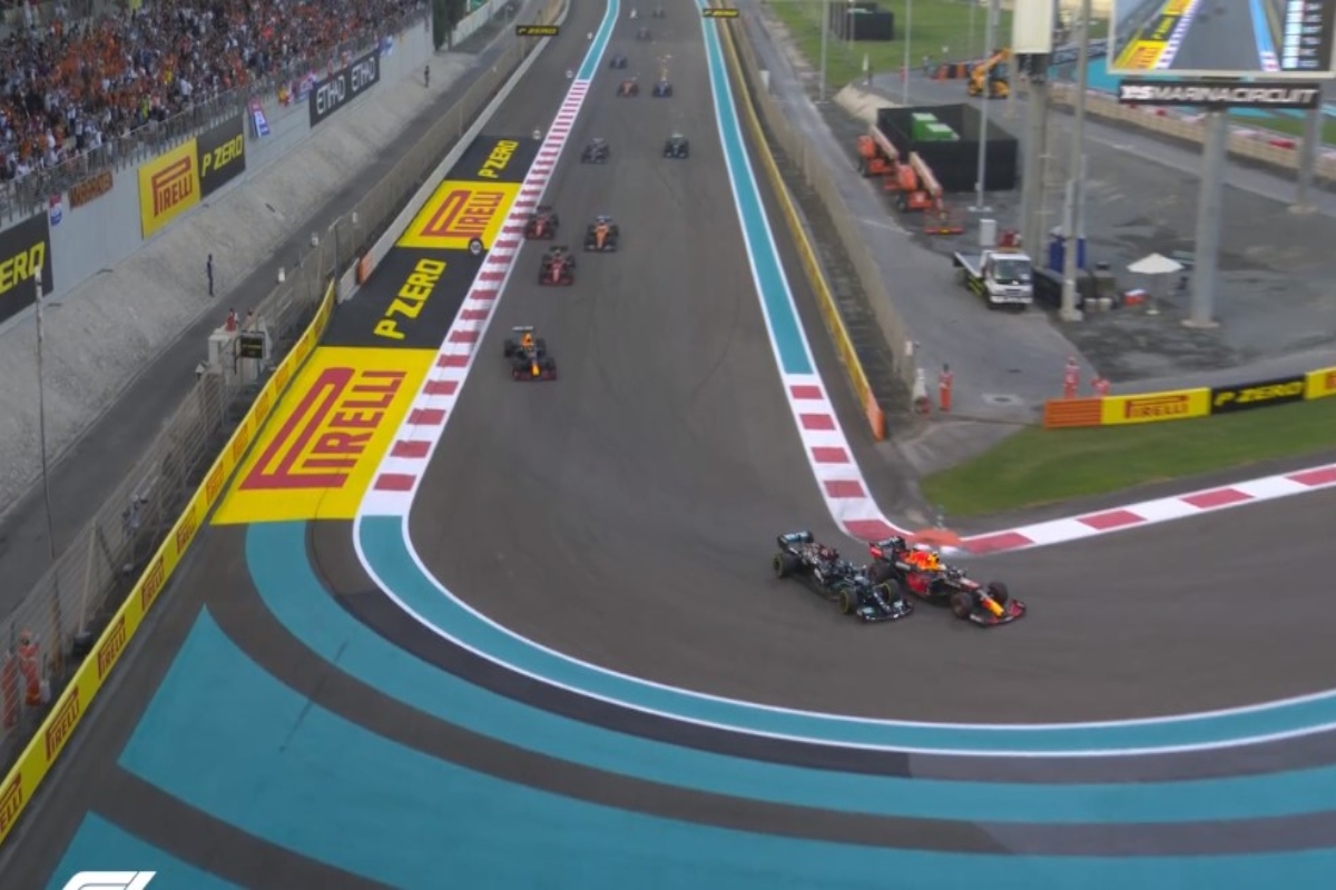 Formula1: Βίντεο μέσα από τα κόκπιτ Φερστάπεν και Χάμιλτον του τελευταίου γύρου