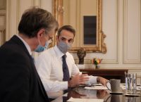 Κορωνοϊός: Σήμερα η κρίσιμη συνεδρίαση – Συνάντηση Μητσοτάκη με Τσιόδρα
