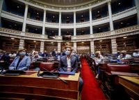 Κοινοβουλευτική Ομάδα ΣΥΡΙΖΑ: Όλοι υπέρ Ξανθού εκτός από τον Πολάκη!