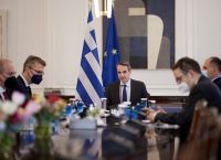 Υπουργικό: Ισχυρή σύσταση για self test, όχι rapid test για εμβολιασμένους