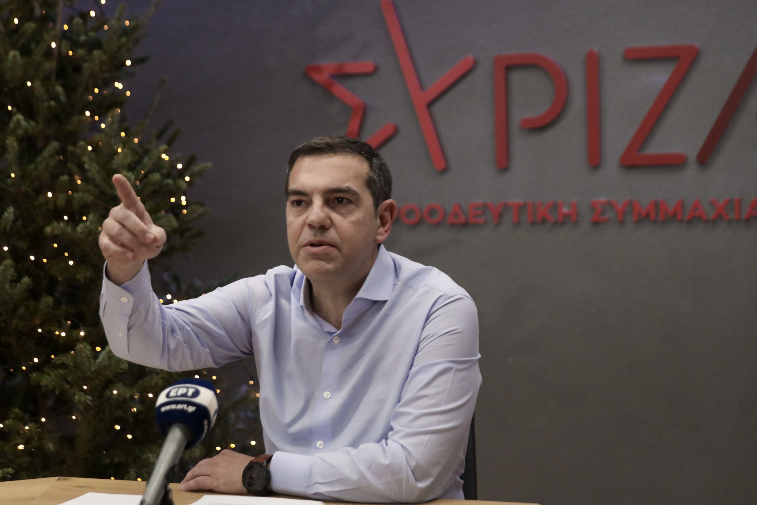 Τσίπρας: Τους είπα να γράψουν νέα μέλη στον ΣΥΡΙΖΑ κι αυτοί το παράκαναν