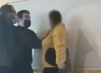 ΕΠΑΛ: Kαρέ καρέ ο ξυλοδαρμός μαθήτριας από καθηγητή ΕΠΑΛ: Kαρέ καρέ ο ξυλοδαρμός μαθήτριας από καθηγητή