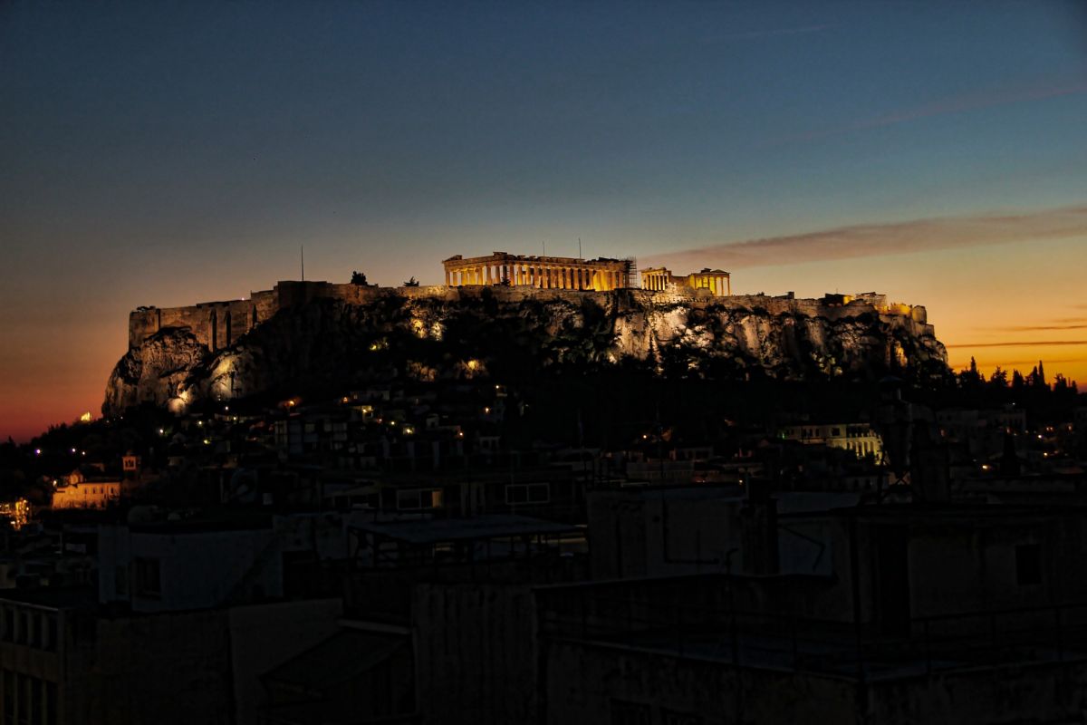 Instagram: Τρίτη ομορφότερη νυχτερινή πόλη του κόσμου η Αθήνα