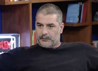Βασίλης Μπισμπίκης: «Έχω πάει στα μπουζούκια στην Δέσποινα Βανδή πολύ παλιά, το 1996»