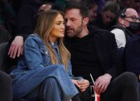 Jennifer Lopez – Ben Affleck: Τρυφερά τετ α τετ στο γήπεδο