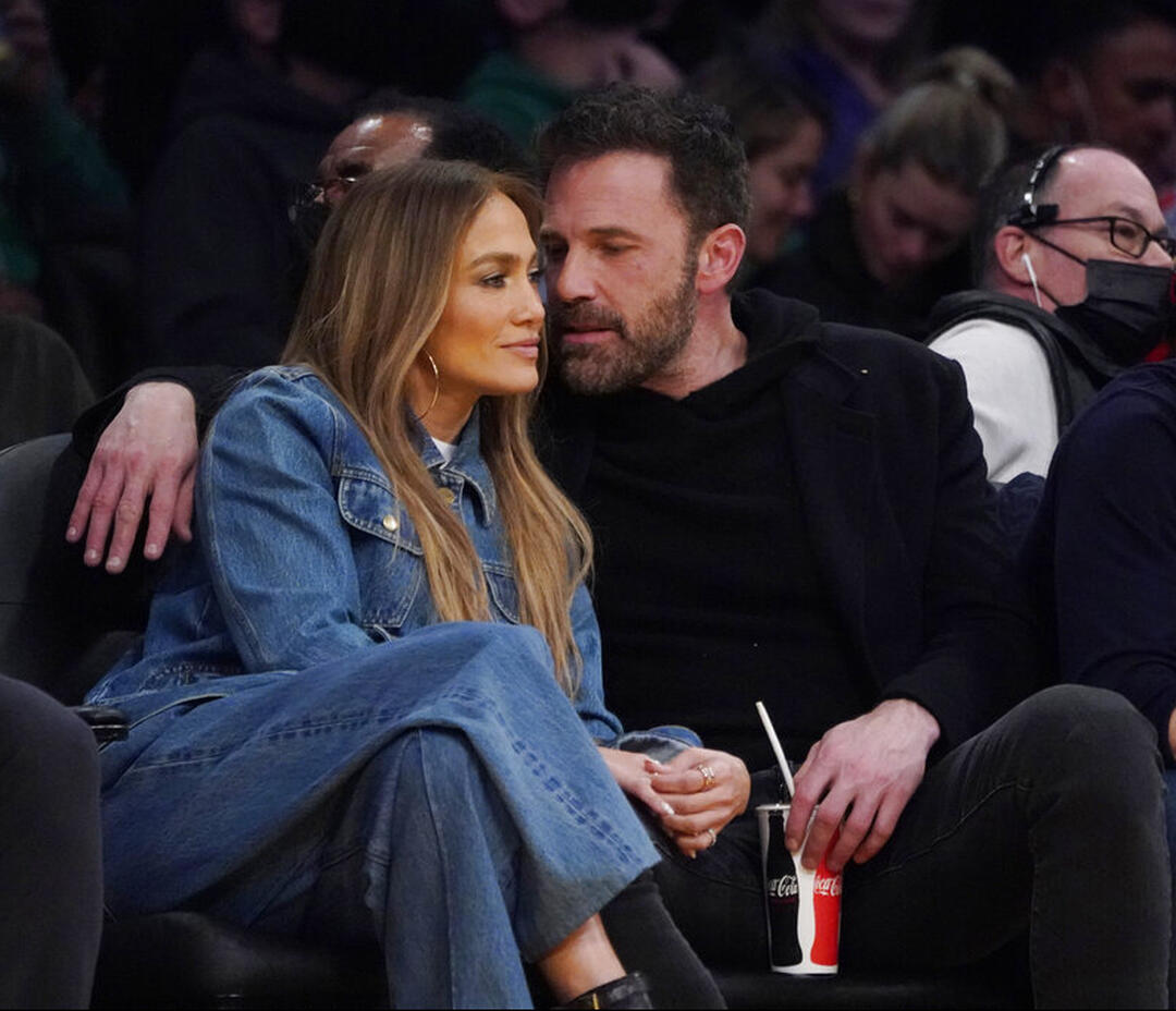 Jennifer Lopez – Ben Affleck: Τρυφερά τετ α τετ στο γήπεδο